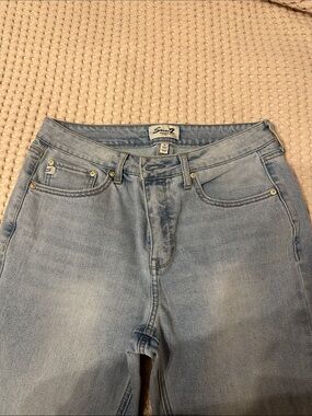 Seven7 Light Wash Straight Leg Jeans